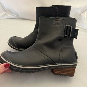 Sorel Slimboot Women Black Leather Pull-on Heeled All Weather Short Ankle Boots
